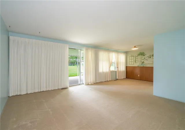 Photo 3 of Sale Pending at 231 Prague Ct, Centerville, OH 45458 | MLS# 967544 | Listing updated on 2026-09-10