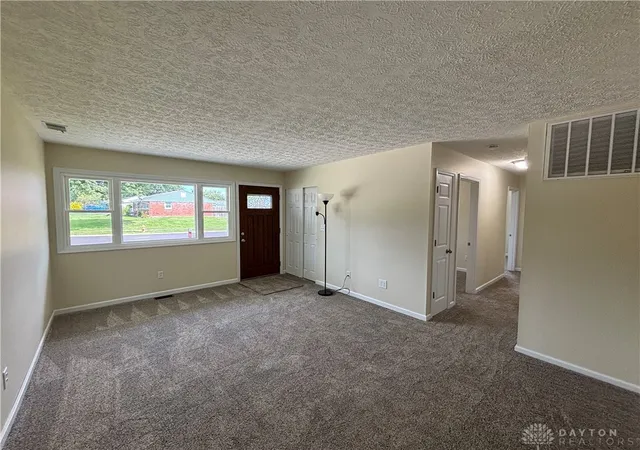Photo 3 of Single family home for sale at 422 Buttercup Ave, Vandalia, OH 45377 | MLS# 967592 | Listing updated on 2026-09-12