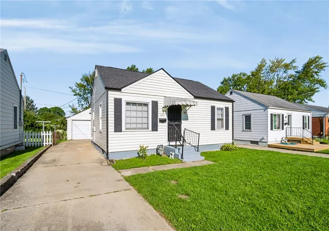 Photo 2 of Single family home for sale at 1433 Lamar Dr, Springfield, OH 45504 | MLS# 967457 | Listing updated on 2026-09-10