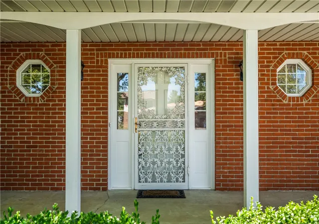 Photo 3 of Single family home for sale at 5277 Gabbard Dr, Trenton, OH 45067 | MLS# 967531 | Listing updated on 2026-09-21