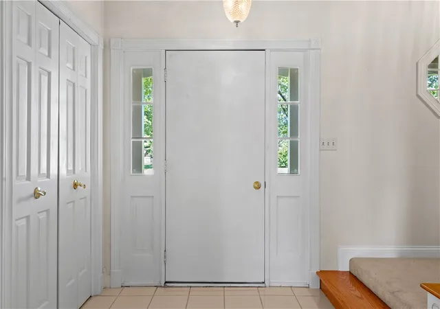 Photo 4 of Single family home for sale at 5277 Gabbard Dr, Trenton, OH 45067 | MLS# 967531 | Listing updated on 2026-09-21