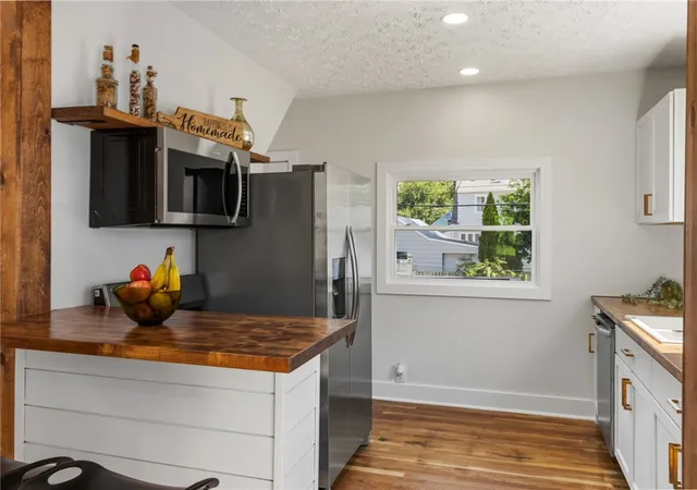 Photo 3 of Single family home for sale at 720 Wilmington Ave, Dayton, OH 45420 | MLS# 967351 | Listing updated on 2026-10-05