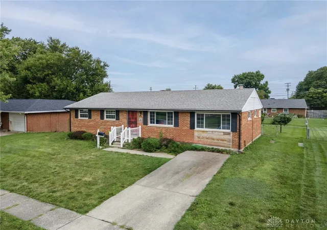 Photo 2 of Single family home for sale at 705 Kirkwood Dr, Vandalia, OH 45377 | MLS# 967386 | Listing updated on 2026-08-30