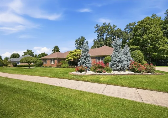Photo 2 of Sale Pending at 2281 Vienna Pkwy, Miami Twp, OH 45459 | MLS# 964528 | Listing updated on 2026-09-02