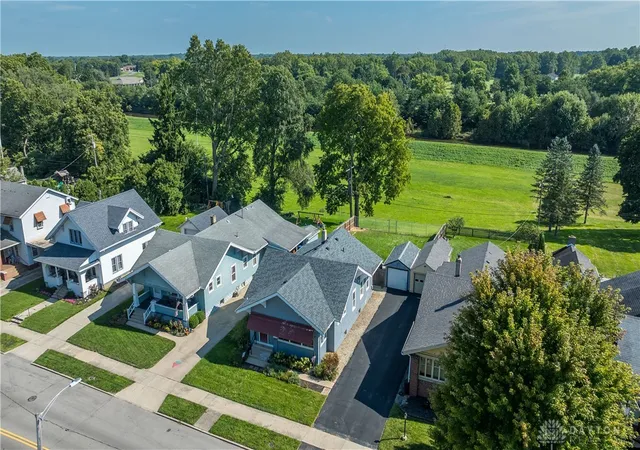 Photo 4 of Single family home for sale at 937 E Main St, Troy, OH 45373 | MLS# 967637 | Listing updated on 2026-09-10