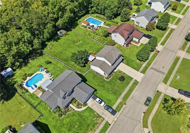 Photo 3 of Sale Pending at 135 Heritage Trail Dr, Middletown, OH 45044 | MLS# 967502 | Listing updated on 2026-09-02