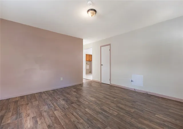 Photo 4 of Sale Pending at 1920 Rustic Rd, Dayton, OH 45406 | MLS# 967383 | Listing updated on 2026-08-30