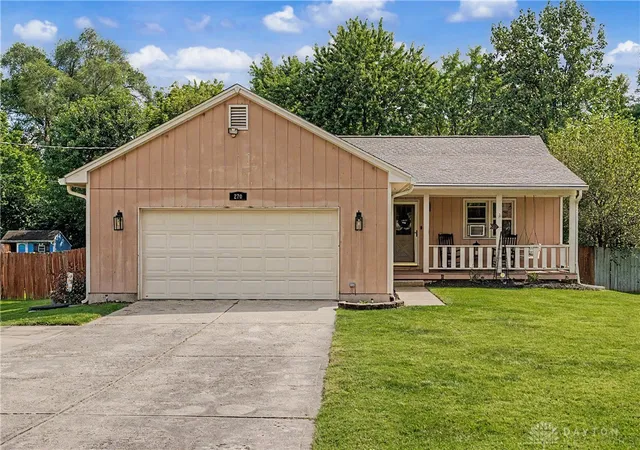 Photo 1 of Sale Pending at 270 Nikki Ct, Carlisle, OH 45005 | MLS# 967488 | Listing updated on 2026-09-05