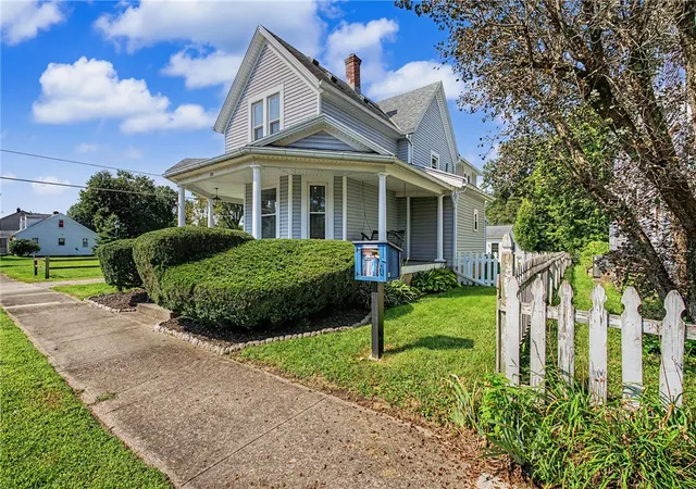Photo 3 of Single family home for sale at 123 S Walnut St, Germantown, OH 45327 | MLS# 967625 | Listing updated on 2026-10-07