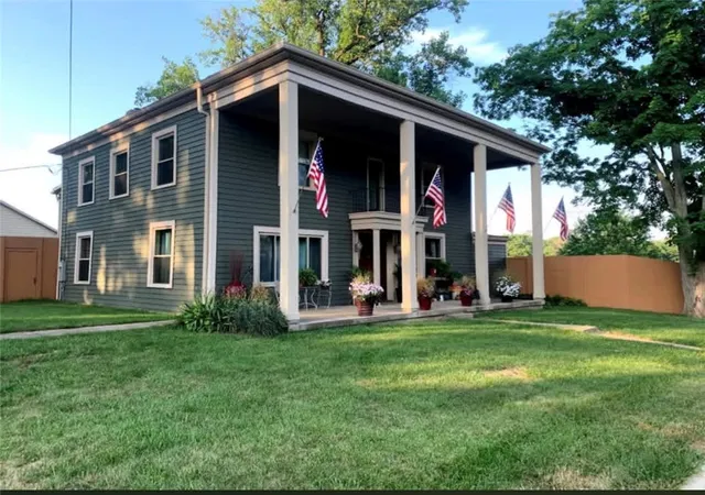 Single family home for sale at 204 E Cumberland St, Lewisburg, OH 45338 | MLS# 967660