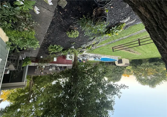 Photo 3 of Single family home for sale at 204 E Cumberland St, Lewisburg, OH 45338 | MLS# 967660 | Listing updated on 2026-09-14