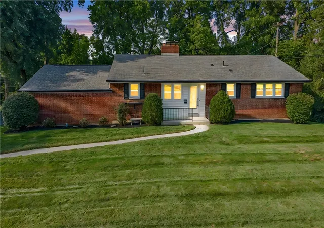 Photo 2 of Single family home for sale at 265 Highland Ter, Kettering, OH 45429 | MLS# 967529 | Listing updated on 2026-09-04