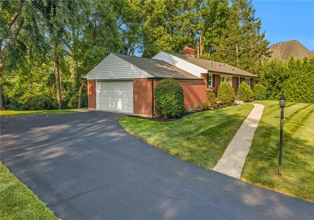Photo 3 of Single family home for sale at 265 Highland Ter, Kettering, OH 45429 | MLS# 967529 | Listing updated on 2026-09-04