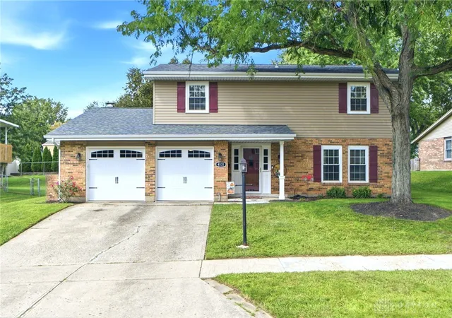 Photo 1 of Sale Pending at 4131 Quail Bush Dr, Dayton, OH 45424 | MLS# 967677 | Listing updated on 2026-10-02