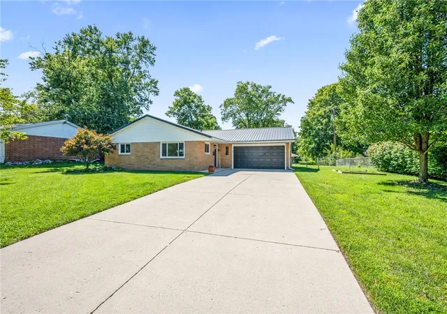 Photo 3 of Single family home for sale at 4095 Raymond Dr, Enon Vlg, OH 45323 | MLS# 967669 | Listing updated on 2026-09-12