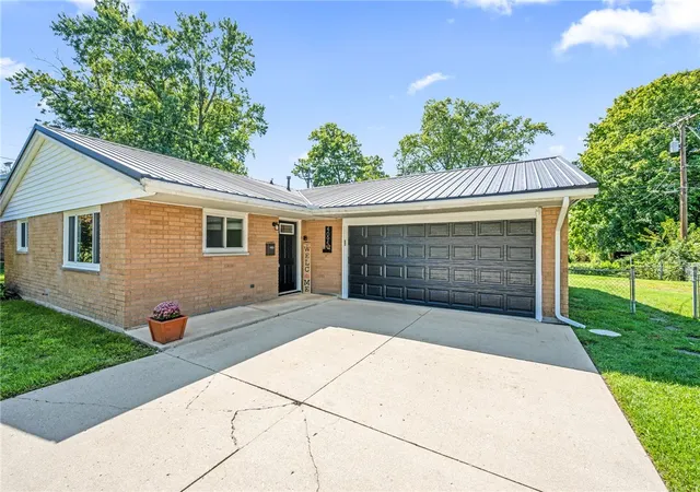 Photo 3 of Single family home for sale at 4095 Raymond Dr, Enon Vlg, OH 45323 | MLS# 967669 | Listing updated on 2026-09-12