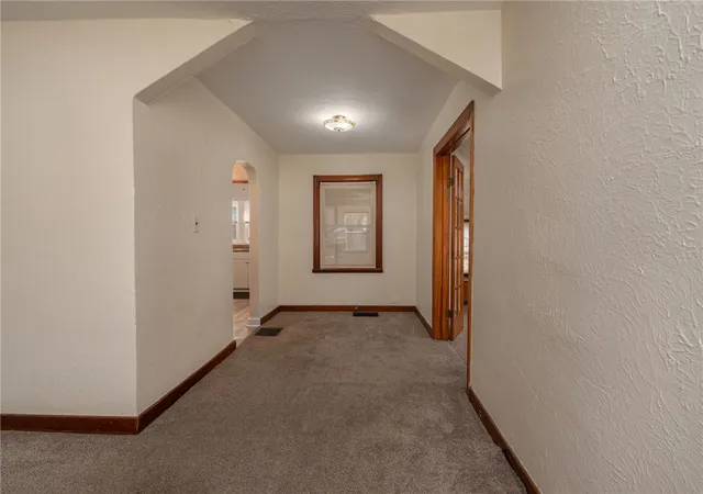 Photo 4 of Single family home for sale at 210 N Maple Ave, Fairborn, OH 45324 | MLS# 967668 | Listing updated on 2026-08-30