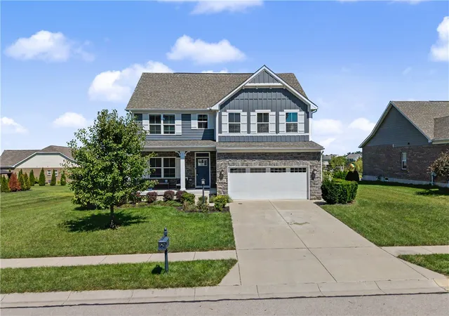 Photo 2 of Single family home for sale at 9535 Aspen Brook Ct, Centerville, OH 45458 | MLS# 967346 | Listing updated on 2026-09-12