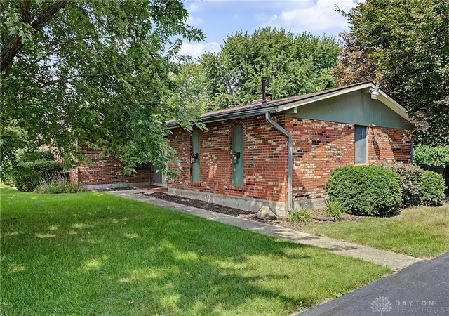 Photo 2 of Sale Pending at 115 Michaels Rd, Tipp City, OH 45371 | MLS# 964747 | Listing updated on 2026-09-11