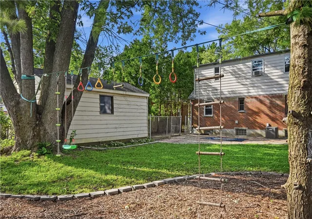 Photo 33 of Single family home for sale at 406 Triangle Ave, Oakwood, OH 45419 | MLS# 967530 | Listing updated on 2026-09-14