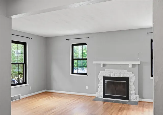 Photo 4 of Single family home for sale at 406 Triangle Ave, Oakwood, OH 45419 | MLS# 967530 | Listing updated on 2026-09-14