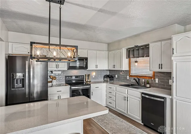 Photo 3 of Sale Pending at 4087 Navajo Trl, New Jasper Twp, OH 45335 | MLS# 967387 | Listing updated on 2026-09-02