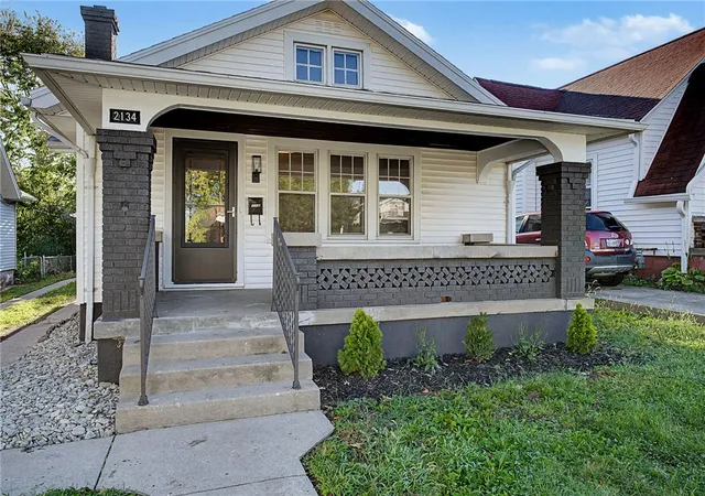 Photo 3 of Single family home for sale at 2134 Mapleview Ave, Dayton, OH 45420 | MLS# 967153 | Listing updated on 2026-09-07