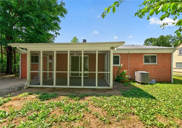 Photo 32 of Single family home for sale at 1502 Robinway Dr, Anderson Twp, OH 45230 | MLS# 967709 | Listing updated on 2026-09-12