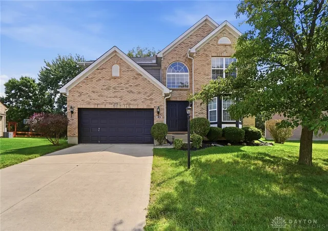 Photo 2 of Single family home for sale at 174 Fitzooth Dr, Miamisburg, OH 45342 | MLS# 967707 | Listing updated on 2026-09-13