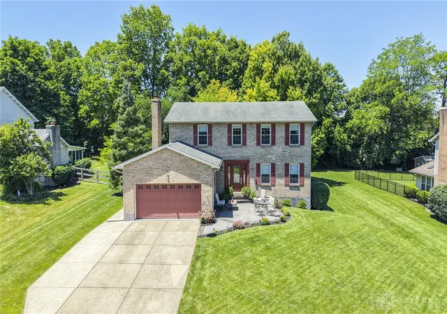 Photo 3 of Single family home for sale at 6559 Karincrest Dr, Liberty Twp, OH 45044 | MLS# 967716 | Listing updated on 2026-09-11