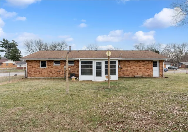 Photo 4 of Single family home for sale at 1657 Scenic Dr, Dayton, OH 45414 | MLS# 967733 | Listing updated on 2026-10-07
