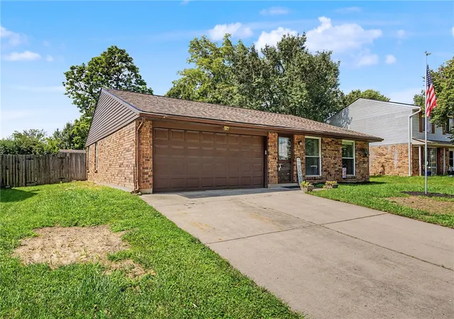 Photo 2 of Single family home for sale at 7773 Timber Hill Dr, Dayton, OH 45424 | MLS# 967734 | Listing updated on 2026-09-04