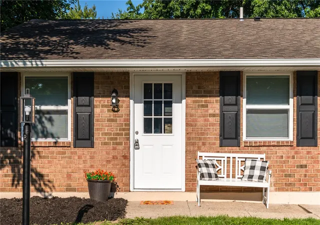 Photo 2 of Single family home for sale at 7615 Pomeranian Dr, Huber Heights, OH 45424 | MLS# 967423 | Listing updated on 2026-09-19