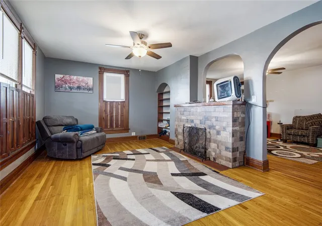 Photo 4 of Single family home for sale at 507 S Commerce St, Lewisburg, OH 45338 | MLS# 966834 | Listing updated on 2026-09-05