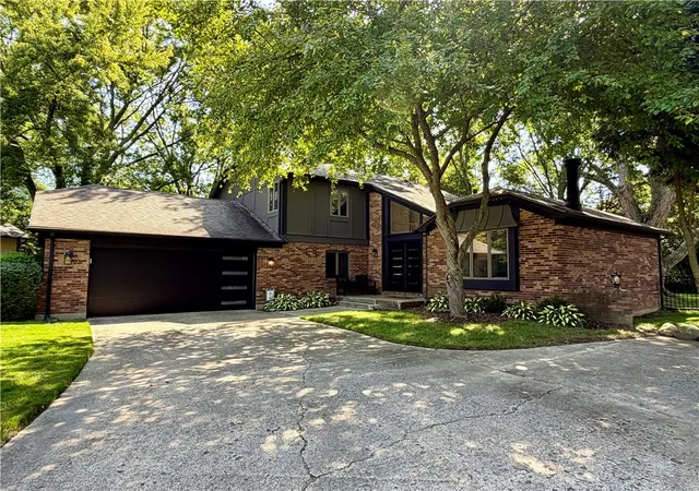 Photo 1 of Single family home for sale at 10100 Polo Ct, Dayton, OH 45458 | MLS# 967743 | Listing updated on 2026-09-04