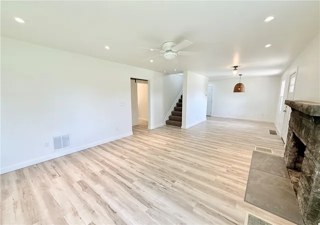 Photo 3 of Sale Pending at 524 S Main St, Englewood, OH 45322 | MLS# 967757 | Listing updated on 2026-09-02