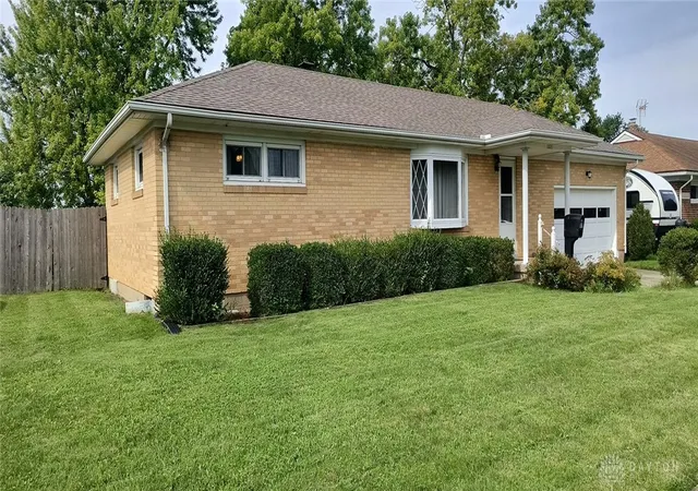 Photo 1 of Single family home for sale at 1321 Richmoor Rd, Springfield, OH 45503 | MLS# 967704 | Listing updated on 2026-09-15