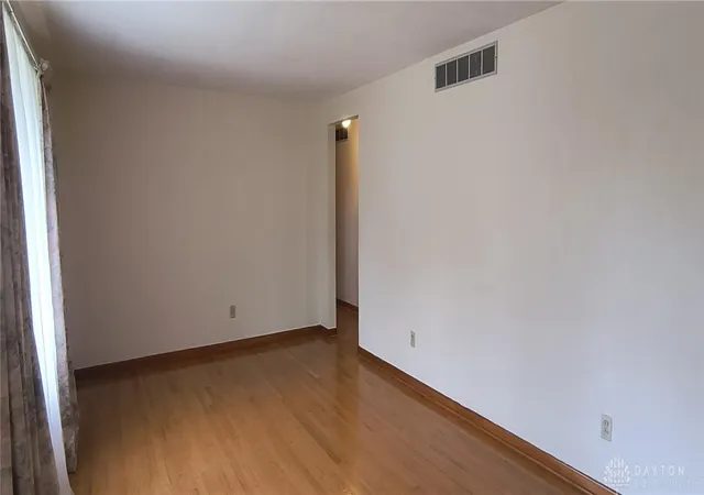 Photo 3 of Single family home for sale at 1321 Richmoor Rd, Springfield, OH 45503 | MLS# 967704 | Listing updated on 2026-09-15