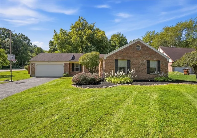 Photo 1 of Single family home for sale at 3321 Pebble Creek Dr, Dayton, OH 45432 | MLS# 967450 | Listing updated on 2026-09-11