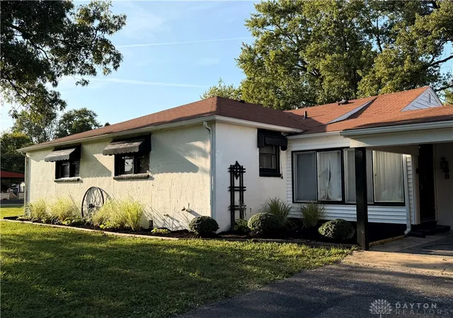 Photo 2 of Single family home for sale at 1516 W High St, Piqua, OH 45356 | MLS# 967788 | Listing updated on 2026-10-04