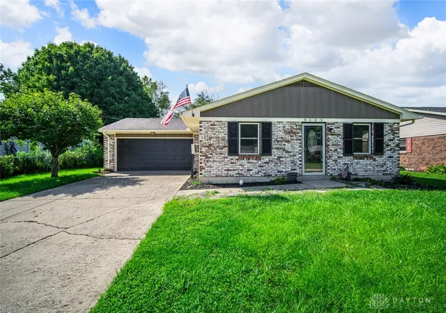 Photo 1 of Single family home for sale at 8543 Kingston Dr, Franklin, OH 45005 | MLS# 967751 | Listing updated on 2026-09-08
