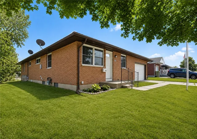 Photo 3 of Single family home for sale at 1243 Student Ave, Springfield, OH 45503 | MLS# 966844 | Listing updated on 2026-08-31