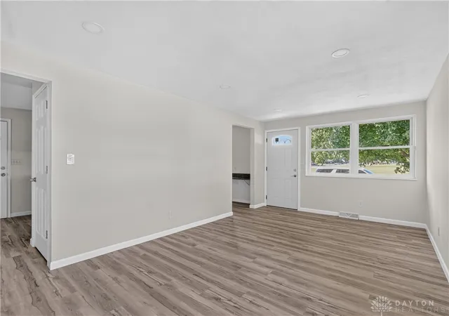 Photo 4 of Single family home for sale at 1243 Student Ave, Springfield, OH 45503 | MLS# 966844 | Listing updated on 2026-08-31