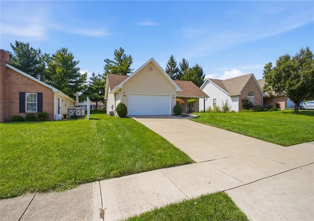 Photo 1 of Sale Pending at 120 Jodee Dr, Middletown, OH 45042 | MLS# 967809 | Listing updated on 2026-09-15