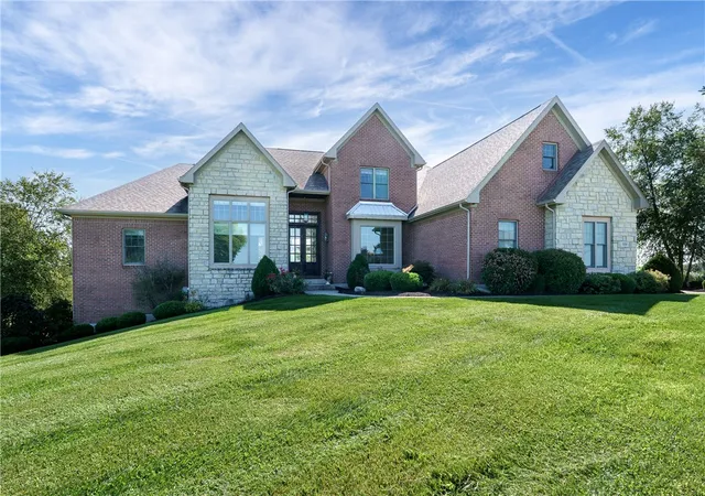 Photo 1 of Sale Pending at 7828 Country View Ln, Brookville, OH 45309 | MLS# 967829 | Listing updated on 2026-09-19