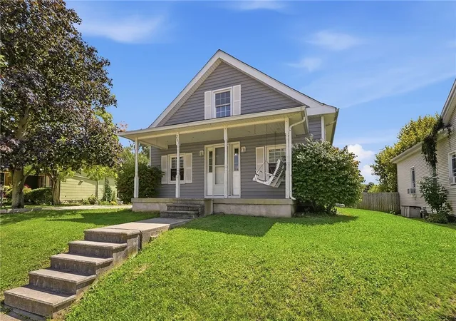 Photo 3 of Single family home for sale at 261 E Main St, Saint Paris, OH 43072 | MLS# 967833 | Listing updated on 2026-10-01