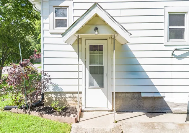 Photo 3 of Single family home for sale at 4520 Canyon Rd, Dayton, OH 45414 | MLS# 967790 | Listing updated on 2026-09-23