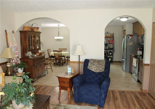 Photo 5 of Single family home for sale at 2022 El Camino Dr, Xenia, OH 45385 | MLS# 967861 | Listing updated on 2026-08-31