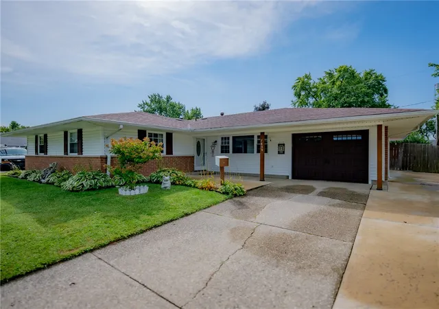 Photo 2 of Single family home for sale at 7834 Harshmanville Rd, Dayton, OH 45424 | MLS# 967783 | Listing updated on 2026-10-22