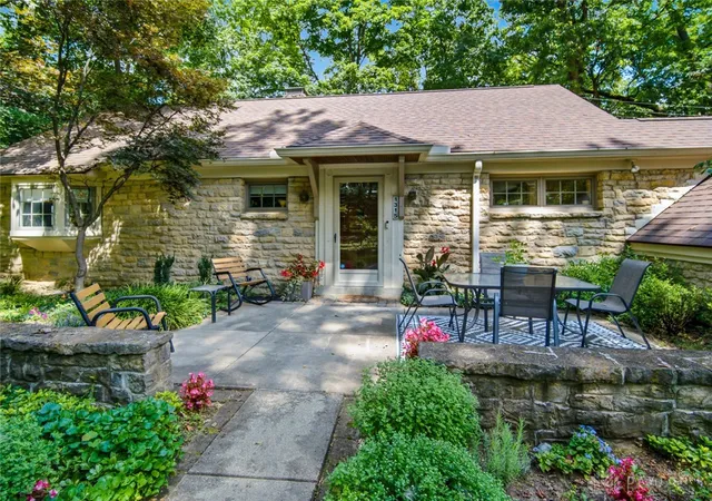 Photo 3 of Sale Pending at 1315 Upson Pl, Dayton, OH 45409 | MLS# 967272 | Listing updated on 2026-09-06